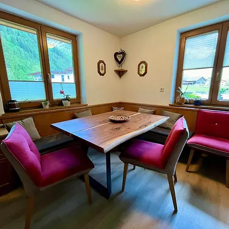 Apartment Rita Kroell *